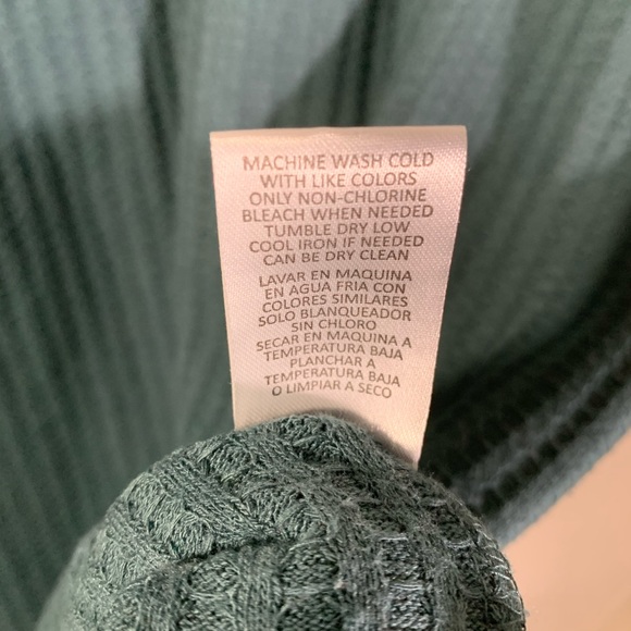 CHASER Crewneck Button Sleeve Waffle Knit Thermal - Picture 7 of 7